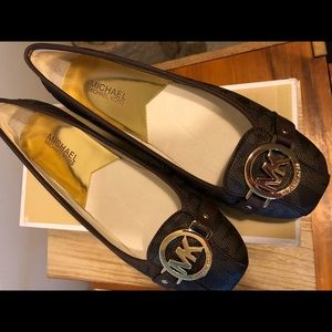 Michael Kors flats